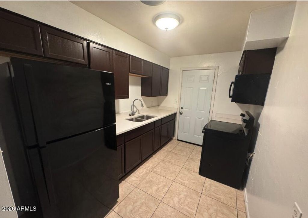 625 E Broadway Road 7, Tempe, AZ 85282