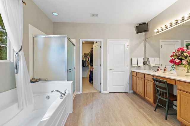 12082 HIDEAWAY Drive, Huntley, IL 60142