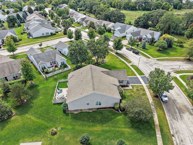 12082 HIDEAWAY Drive, Huntley, IL 60142