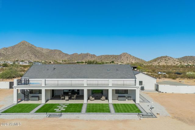 8236 N CALLE HERMOSA Circle, Casa Grande, AZ 85194