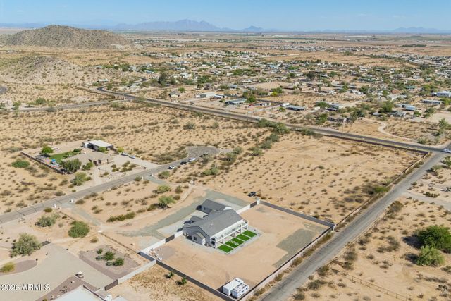 8236 N CALLE HERMOSA Circle, Casa Grande, AZ 85194