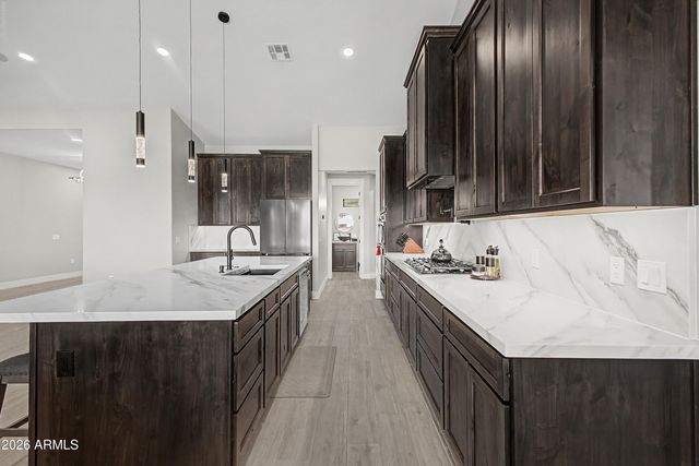 8236 N CALLE HERMOSA Circle, Casa Grande, AZ 85194