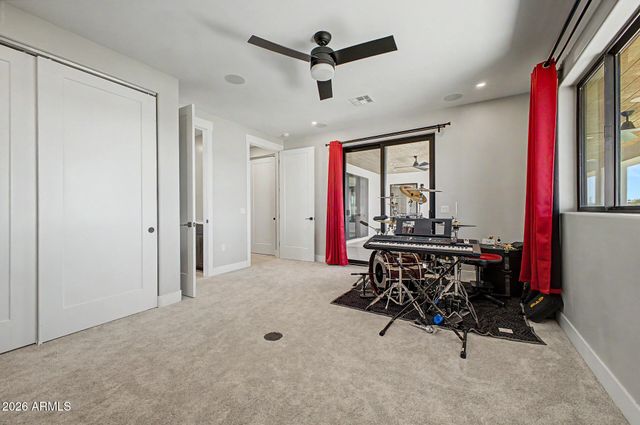 8236 N CALLE HERMOSA Circle, Casa Grande, AZ 85194