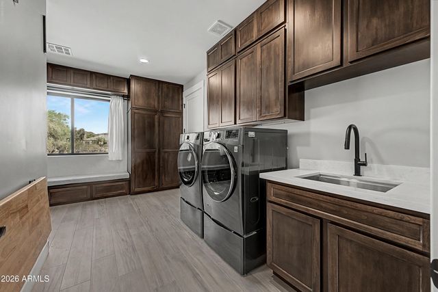 8236 N CALLE HERMOSA Circle, Casa Grande, AZ 85194