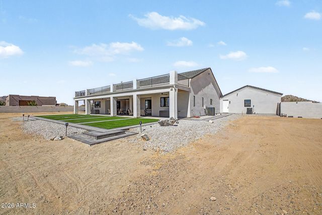 8236 N CALLE HERMOSA Circle, Casa Grande, AZ 85194