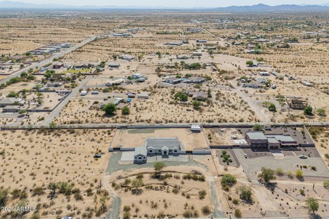 8236 N CALLE HERMOSA Circle, Casa Grande, AZ 85194