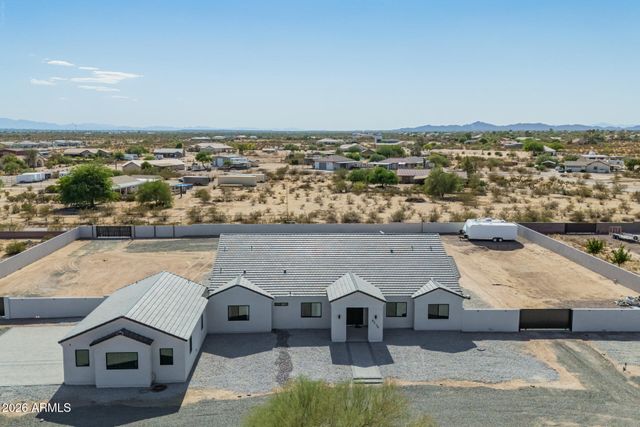 8236 N CALLE HERMOSA Circle, Casa Grande, AZ 85194
