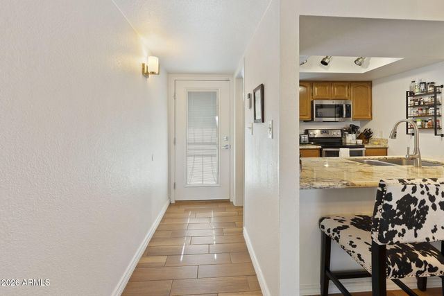 3039 N 38TH Street 11, Phoenix, AZ 85018