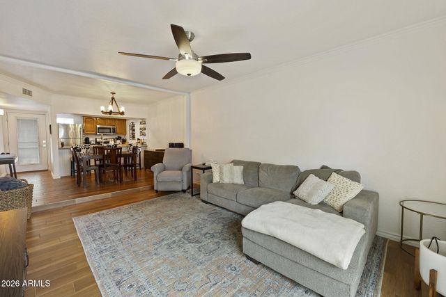 3039 N 38TH Street 11, Phoenix, AZ 85018