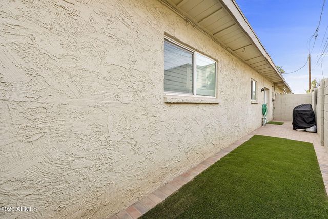 3039 N 38TH Street 11, Phoenix, AZ 85018
