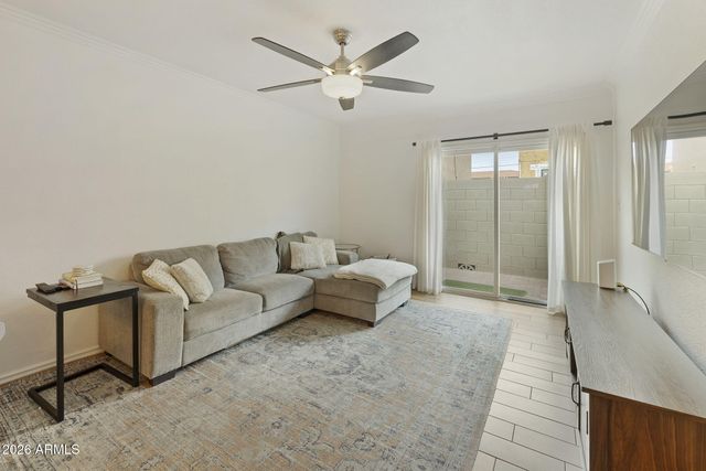 3039 N 38TH Street 11, Phoenix, AZ 85018