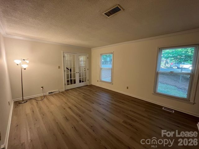 4535 Dawnwood Drive, Charlotte, NC 28212