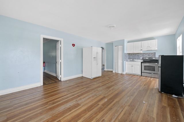 616 W 5TH Street, Riviera Beach, FL 33404