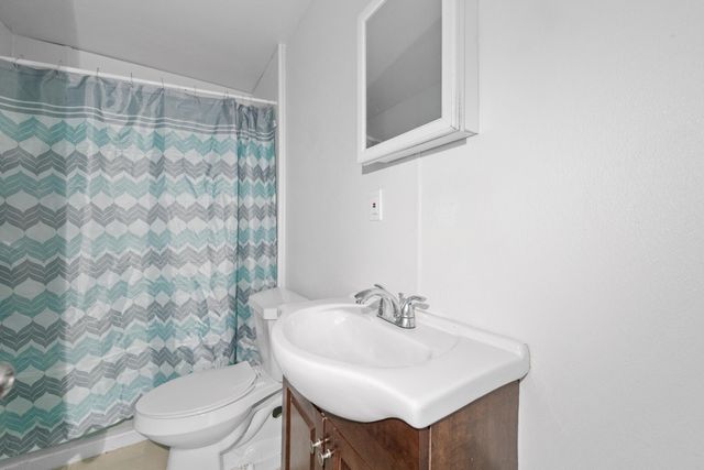 616 W 5TH Street, Riviera Beach, FL 33404