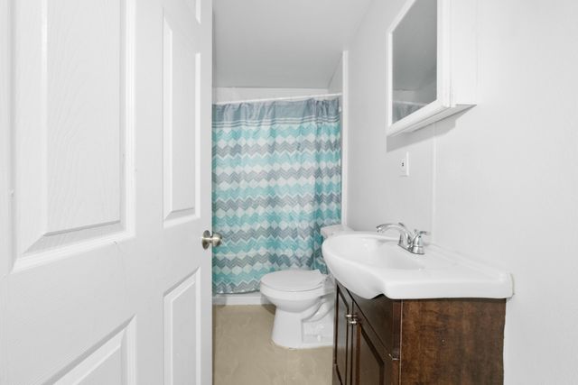 616 W 5TH Street, Riviera Beach, FL 33404