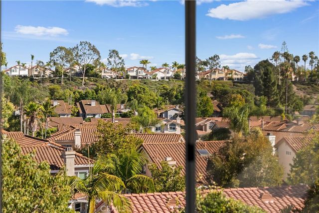 24826 Oxford, Laguna Niguel, CA 92677