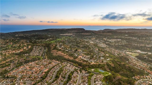 24826 Oxford, Laguna Niguel, CA 92677
