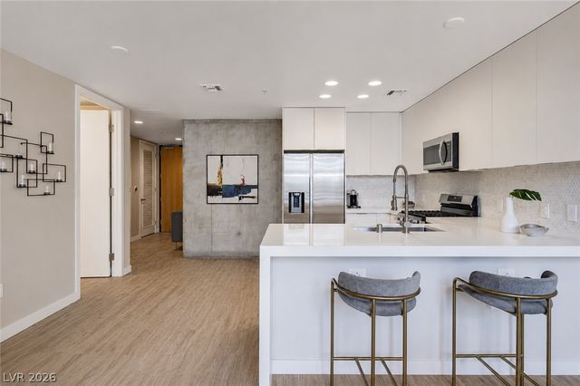 353 East Bonneville Avenue 581, Las Vegas, NV 89101