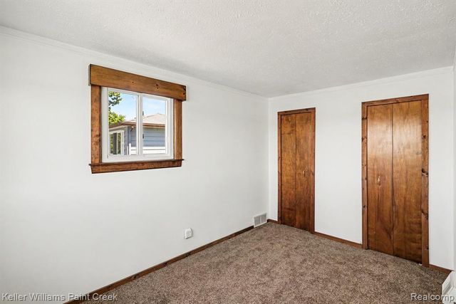2295 Davista Drive, Highland, MI 48356