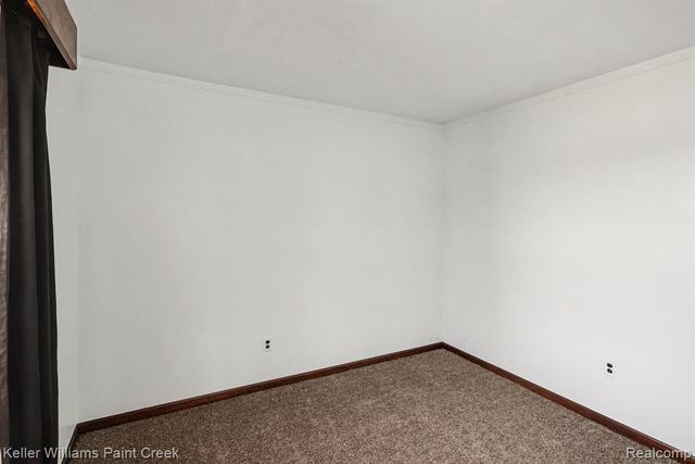 2295 Davista Drive, Highland, MI 48356