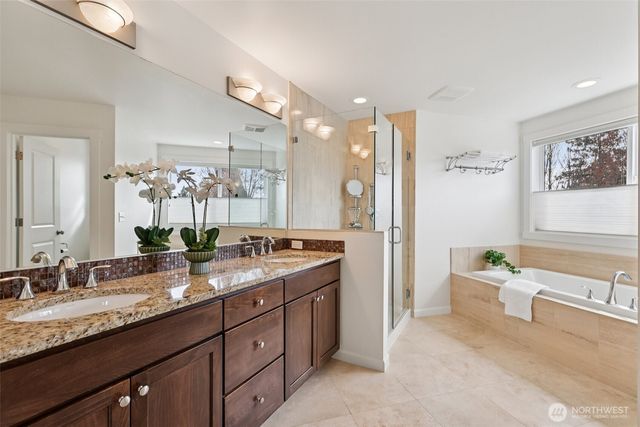 8535 4th Avenue NE, Seattle, WA 98115