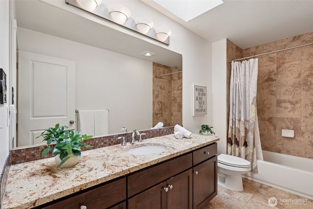 8535 4th Avenue NE, Seattle, WA 98115