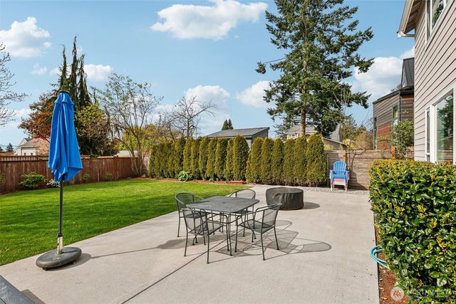 8535 4th Avenue NE, Seattle, WA 98115