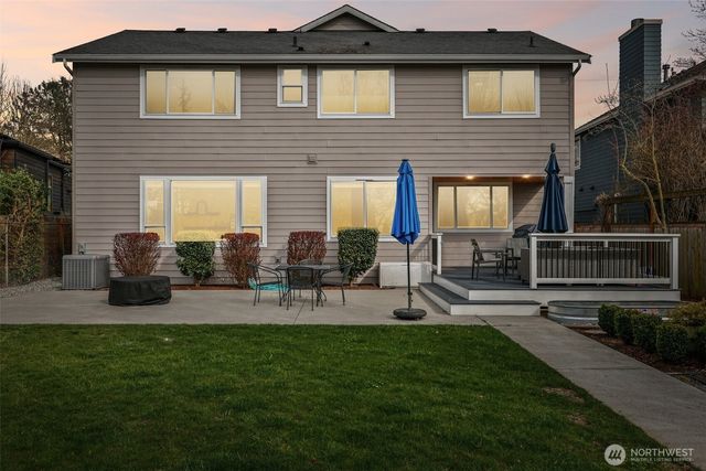 8535 4th Avenue NE, Seattle, WA 98115