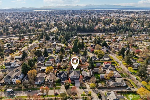 8535 4th Avenue NE, Seattle, WA 98115