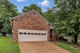 3420 Parkwood Ct, Hermitage, TN 37076
