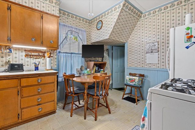 1471 Cleveland AVENUE, Waukesha, WI 53186