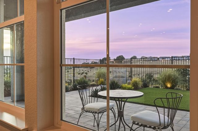 102 Chesapeake Ct, Lincoln, CA 95648