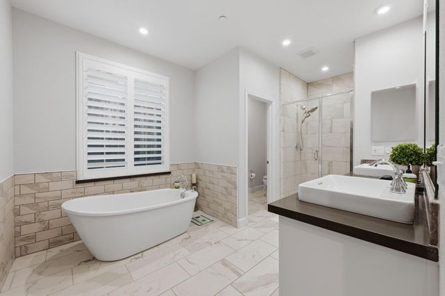 102 Chesapeake Ct, Lincoln, CA 95648