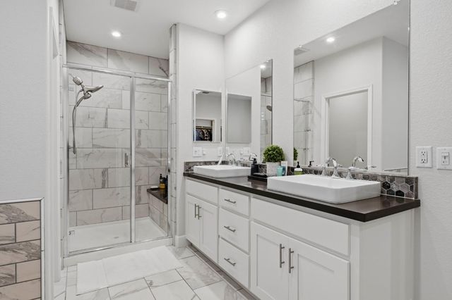 102 Chesapeake Ct, Lincoln, CA 95648