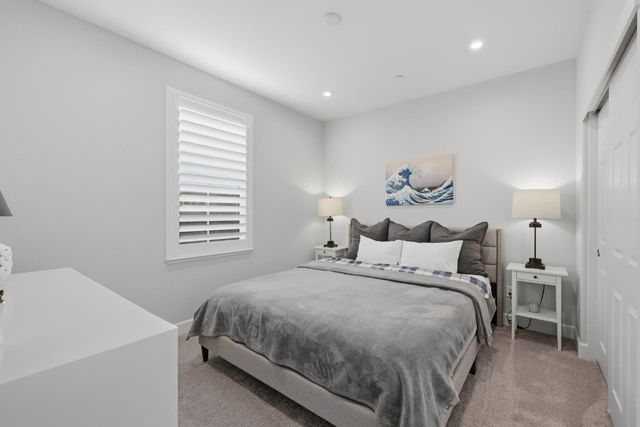 102 Chesapeake Ct, Lincoln, CA 95648