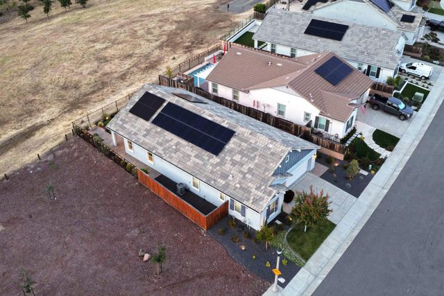 102 Chesapeake Ct, Lincoln, CA 95648