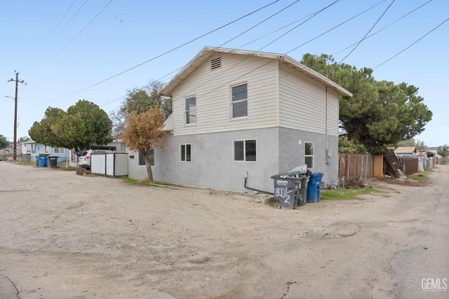300 Buchanan Street, Taft, CA 93268