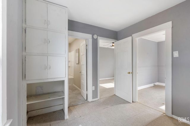 300 Buchanan Street, Taft, CA 93268