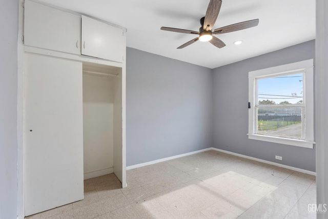 300 Buchanan Street, Taft, CA 93268