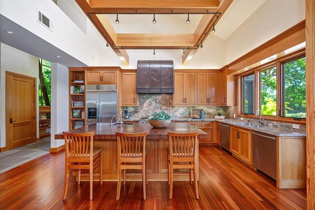 1850 W Twisted Vine Way, Acampo, CA 95220