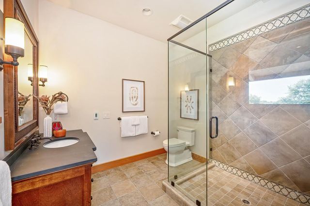 1850 W Twisted Vine Way, Acampo, CA 95220