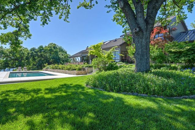 1850 W Twisted Vine Way, Acampo, CA 95220