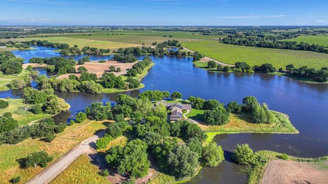 1850 W Twisted Vine Way, Acampo, CA 95220