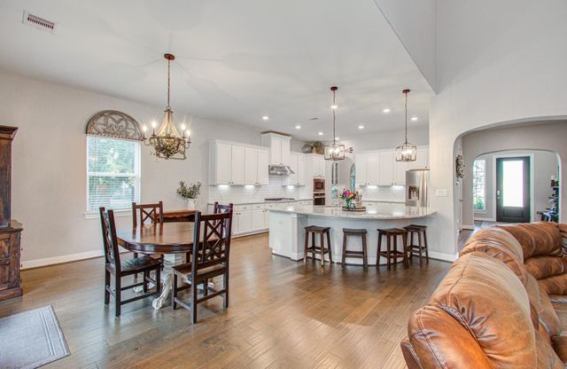 167 Magnolia Reserve Loop, Magnolia, TX 77354