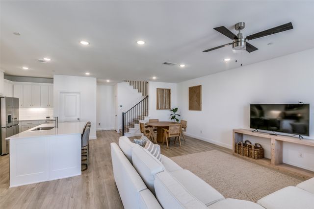8845 Stablehand Mews, Frisco, TX 75035