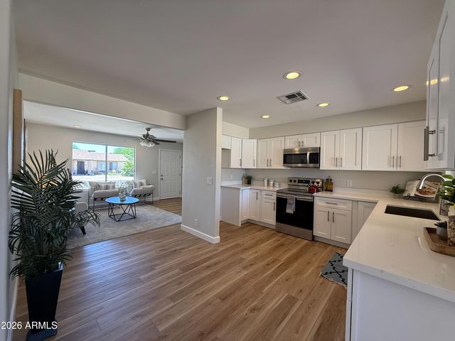 4740 W VILLA RITA Drive, Glendale, AZ 85308
