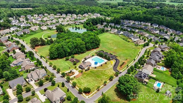 8817 Auburn Whisper Lane, Mint Hill, NC 28227