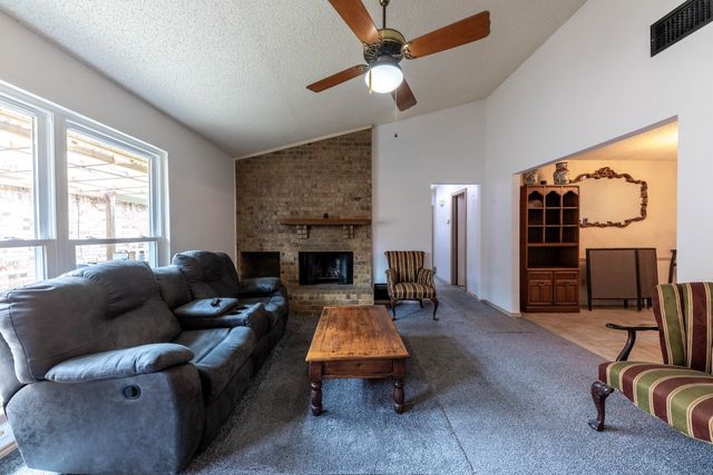 5406 Knollridge Drive, Garland, TX 75043