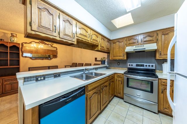 5406 Knollridge Drive, Garland, TX 75043