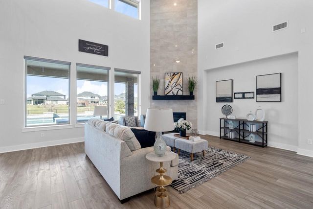 148 Lakehouse Landing Drive, Katy, TX 77493